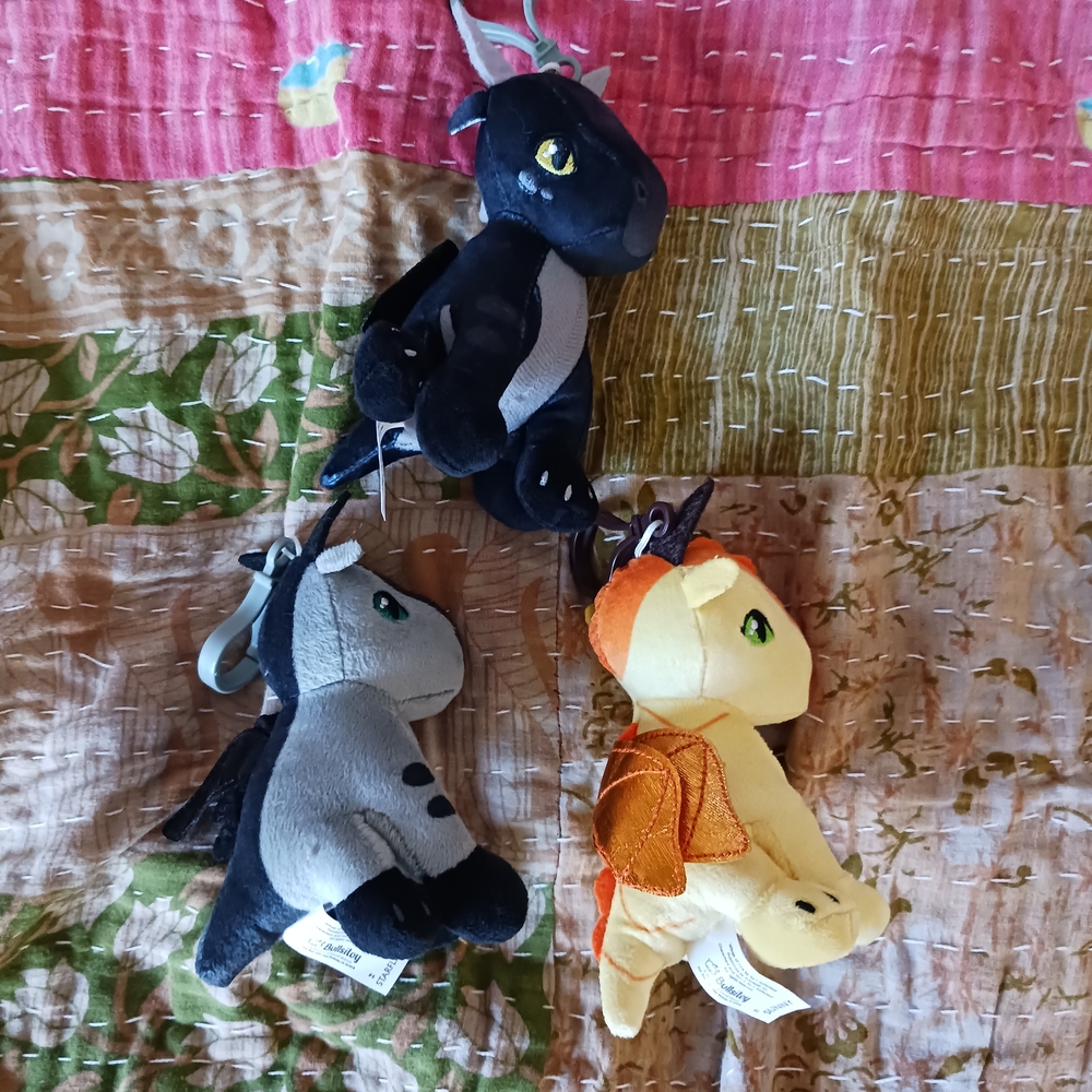 Lot of 3 Wings of Fire Plush Dragon Keychains Morrowseer Starflight Sunny - Picture 3 of 6